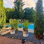 Guest house Penzion Stranny 3*