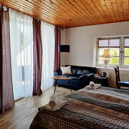 Gasthof Penzion Stranny 3*